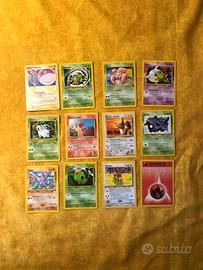 stock di 12 carte pokemon anni 90