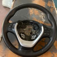 Bmw serie 1 anno 2013 volante originale