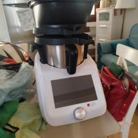 robot da cucina (simil Bimby)