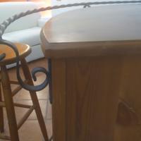 ANGOLO BAR E LAMPADARIO