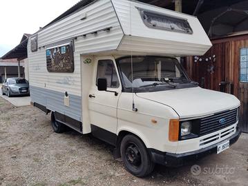 Camper Ford