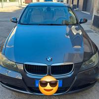 BMW serie 3 E90 320d - Allestimento Futura