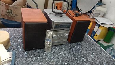 Stereo Panasonic Micro Hi-Fi - CD/Cassette/Radio -