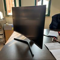 Monitor Led Samsung curvo 27 “ pollici