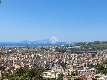 5 LOCALI A NAPOLI