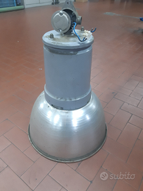 Porta lampade industriali vintage