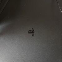 PlayStation 4 + 2 Joystick + 6 Giochi