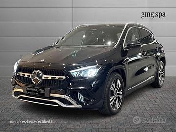 Mercedes-Benz GLA 200 d Progressive Advanced auto