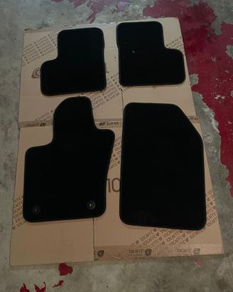 Set tappettini fiat 500X