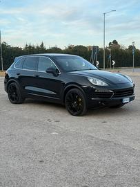 PORSCHE CAYENNE S HYBRID 3.0