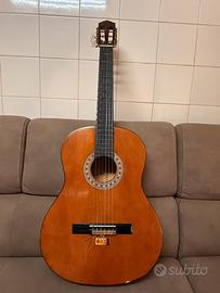 Chitarra Yamaha CS40