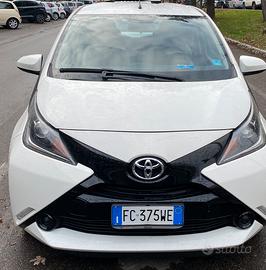 Toyota Aygo 1.0 2a serie 2016 benzina 54.000 km