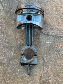 Biella e pistone motore lombardini 350