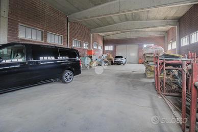 CAPANNONE A CASTELCOVATI