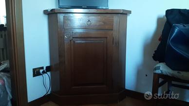 Mobiletti ad angolo