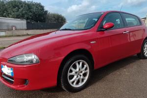 Auto Alfa 147 JTD 1900