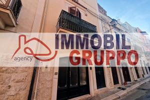 INTERO STABILE SINGOLO Zona Carmine