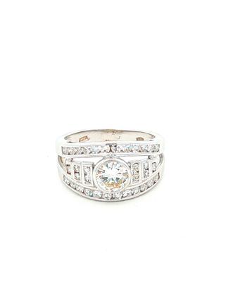 Anello fascia in oro bianco con fasce di diamanti