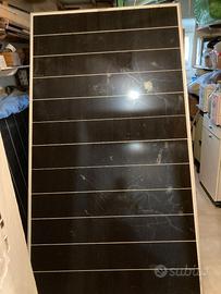 Lotto 9x Moduli fotovoltaici Hyundai HIE-S490VI