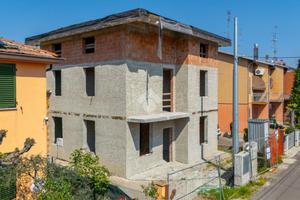 CASA SEMINDIPENDENTE A CARPI