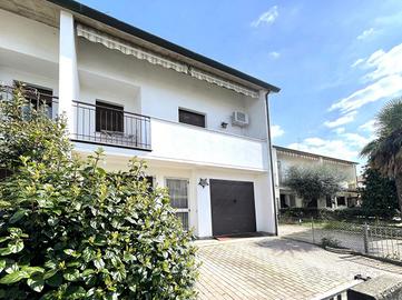 VILLA A SCHIERA A COTIGNOLA