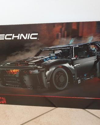 LEGO Technic BATMOBILE DI BATMAN
 cod 42127