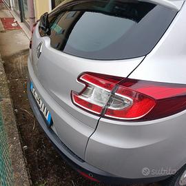 Renault Megane 1.5 dci 115 CV 2015 OK NEOPATENTATI