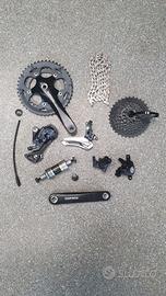 Gruppo SHIMANO Claris 2x8 Road/Gravel