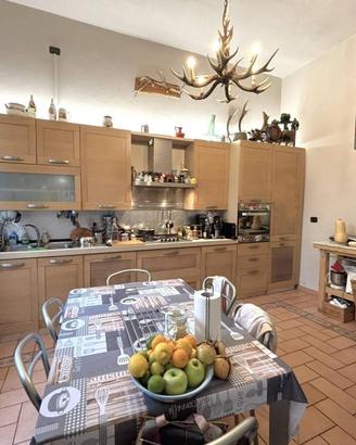 Casa indipendente di 113 m² con 4 locali a Pistoia