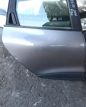 PORTA / PORTIERA USATA POST. DX RENAULT CLIO SW 20