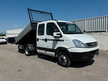 IVECO 35c15 7 POSTI RIBALTABILE C.C 3000