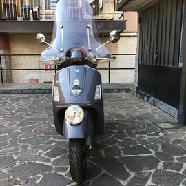 Vespa Gt 250
