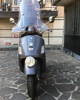 Vespa Gt 250