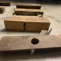 Pialle in legno antiche