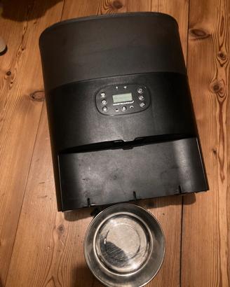 Distributore automatico cibo gatti Honey Guardian