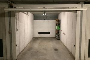 Box auto in Park Cologna