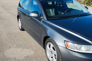 Volvo V 50