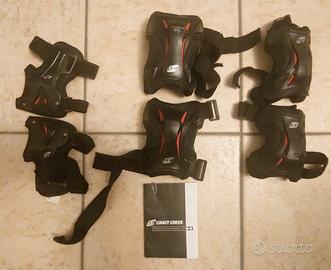 Set di protezioni per ginocchia e gomiti e mani 