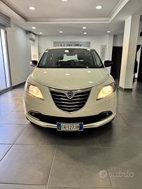 Lancia Ypsilon 1.3 MJT 16V 95 CV 5 porte S&S Plati