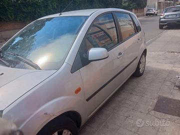 Ford fiesta 2005