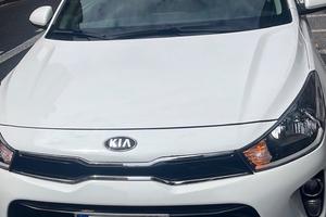 auto Kia rio