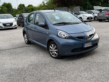 Toyota Aygo 1.0 12V VVT-i 5 porte