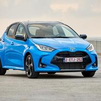 TOYOTA Yaris 1.5 Hybrid 5 porte Active