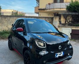 Smart ForTwo Cabrio allestimento Brabus W453