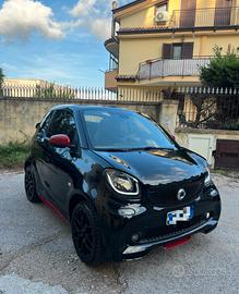 Smart ForTwo Cabrio allestimento Brabus W453