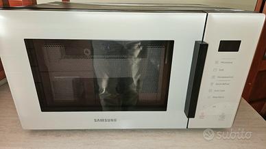 Samsung Microonde Grill 23L – NUOVO