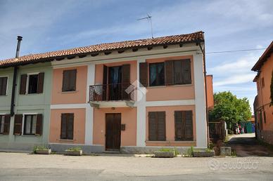 CASA SEMINDIPENDENTE A CALOSSO