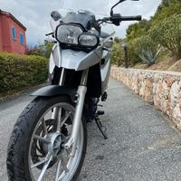 BMW F800GS con 47.000 km perfetta