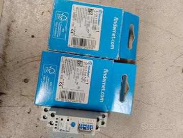 temporizzatore programmabile Finder 