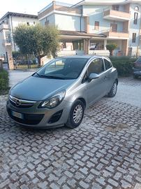 Opel corsa. 